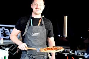 PIZZA GLEE
